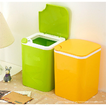 Uso pequeño de la oficina del hogar Empuje el bote de basura plástico con diverso color